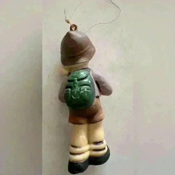 Four Vintage Hummel Style plastic Ornaments made in Hong Kong Good Condition - Picture 9 of 10